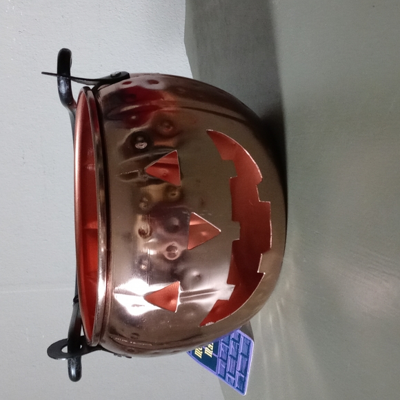 moonlight manor Holiday Copper Cauldron Jack O Lantern Pumpkin Halloween Decoration Cast